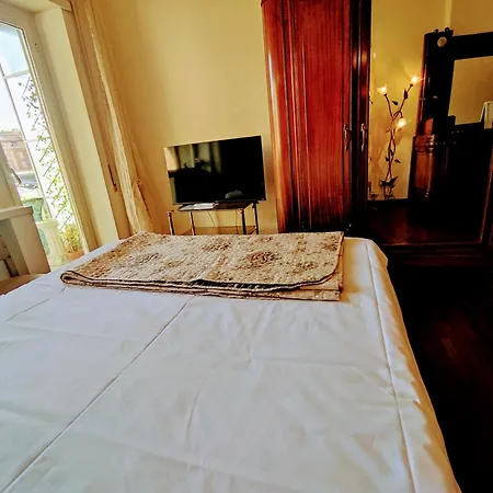 Double- Basilica San Paolo בית הארחה *